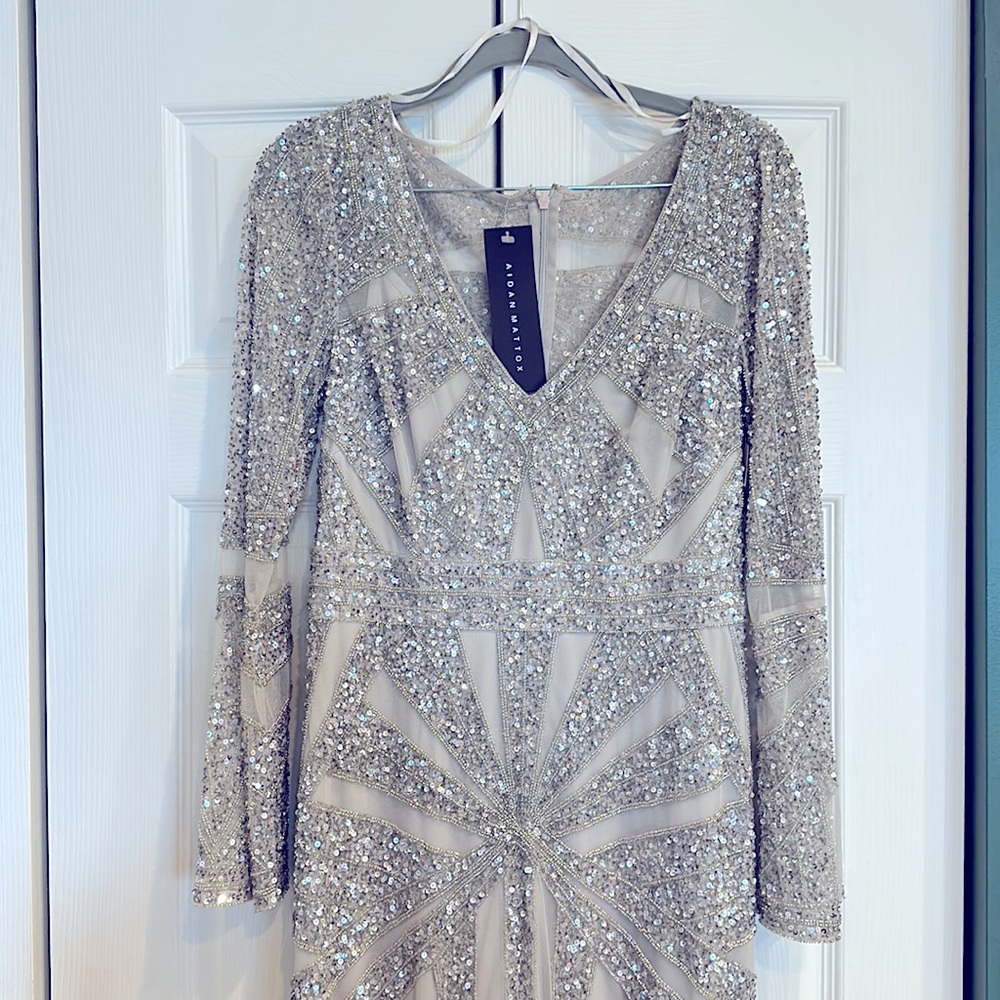 NWT AIDAN MATTOX BEADED SILVER GOWN